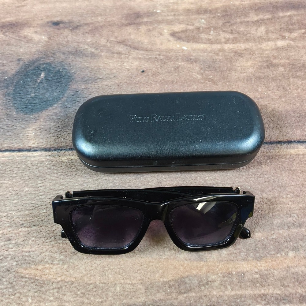 VG Sunglasses Womens OS Black Good Rectangular Gold Hardware 8VG29400